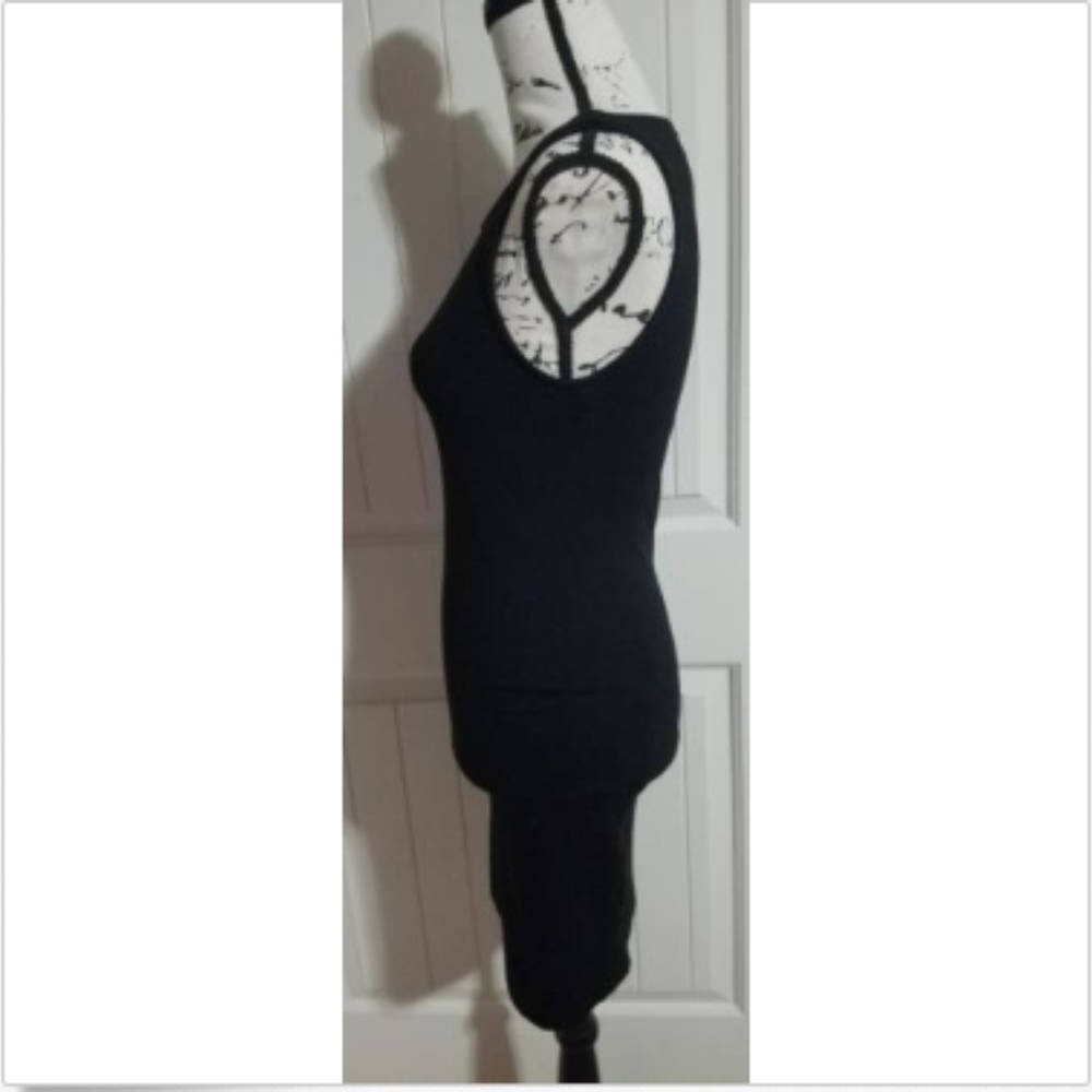 Alice + Olivia Black Dress - Picture 2 of 3